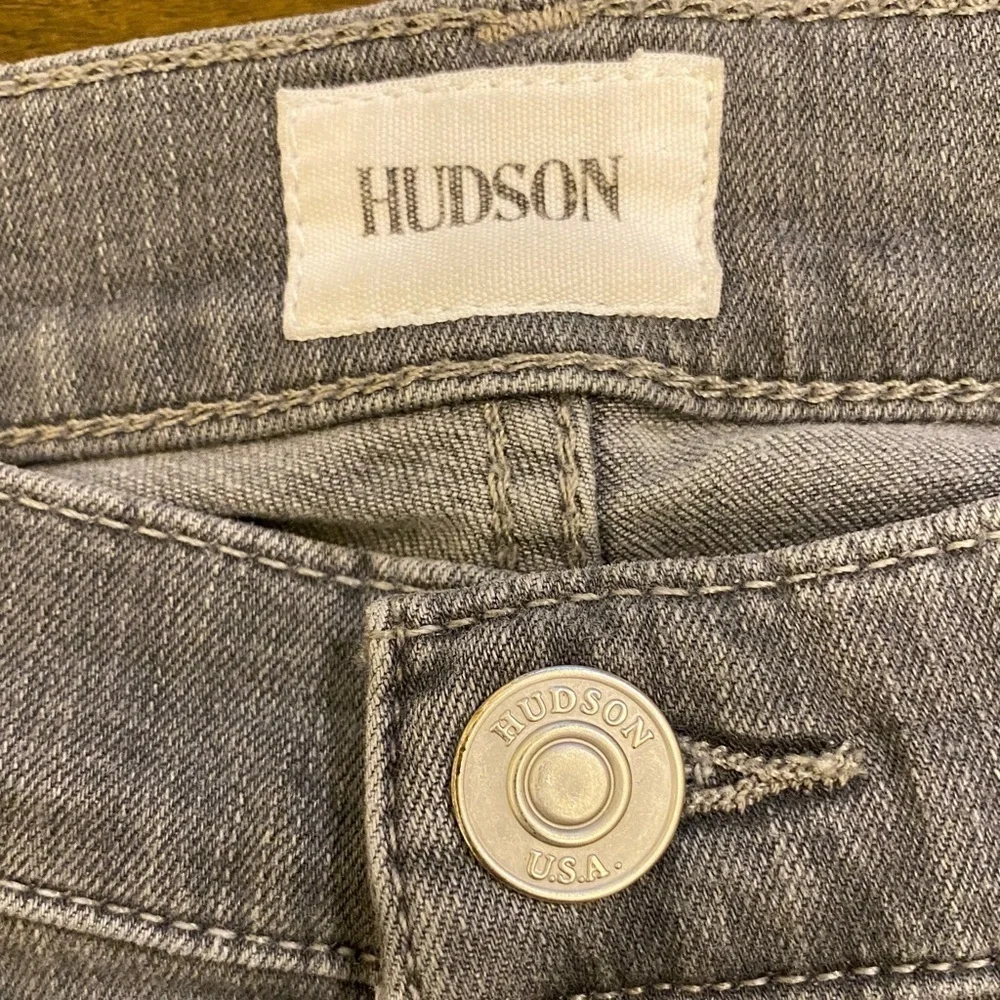 Hudson 26 (US 2) Jeans Krista Skinny Gray Women’s Low Rise Stretch Distressed